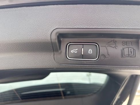 Used 2025 Ford Explorer ST-Line w/ ST-Line Street Pack AWD/4WD image 23