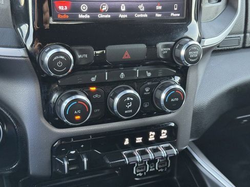 Used 2019 RAM 1500 Big Horn image 16