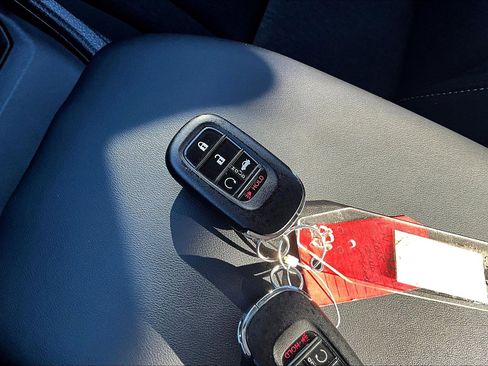 Certified 2025 Honda Accord LX image 10