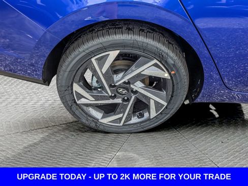 New 2025 Hyundai Elantra SEL image 14