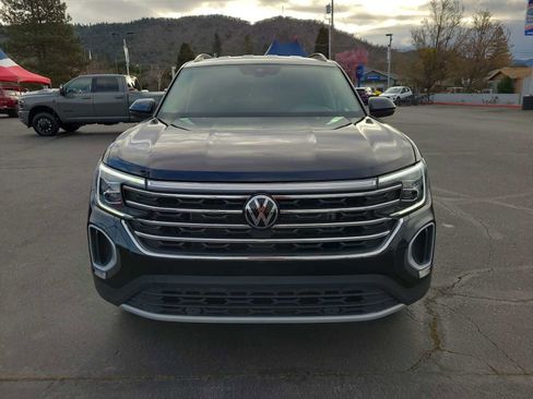 Used 2024 Volkswagen Atlas SE image 14