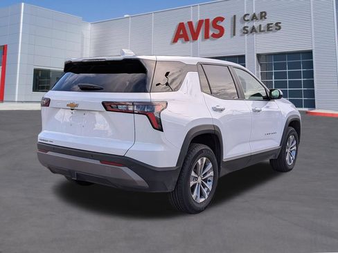 Used 2025 Chevrolet Equinox LT AWD/4WD image 6