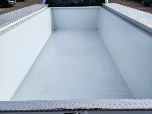 New 2026 Ford F250 XL w/ XL Chrome Package AWD/4WD image 8