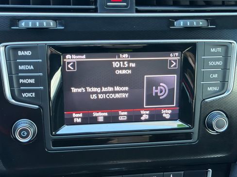 Used 2015 Volkswagen GTI S image 18