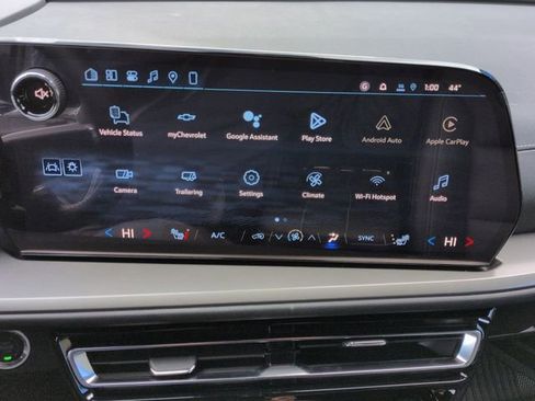 New 2026 Chevrolet Traverse LT w/ LPO, Floor Liner Package image 14