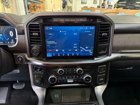 Used 2022 Ford F150 Platinum w/ Equipment Group 701A High image 22