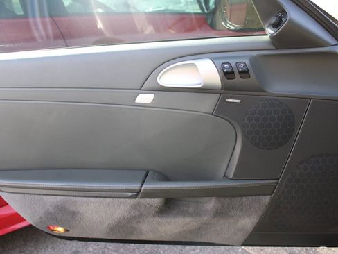 Used 2005 Porsche Boxster S image 14