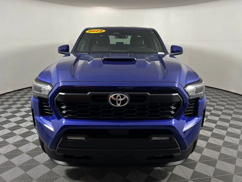 Certified 2025 Toyota Tacoma TRD Sport AWD/4WD image 2