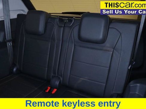 Used 2019 Volkswagen Tiguan SE FWD image 14