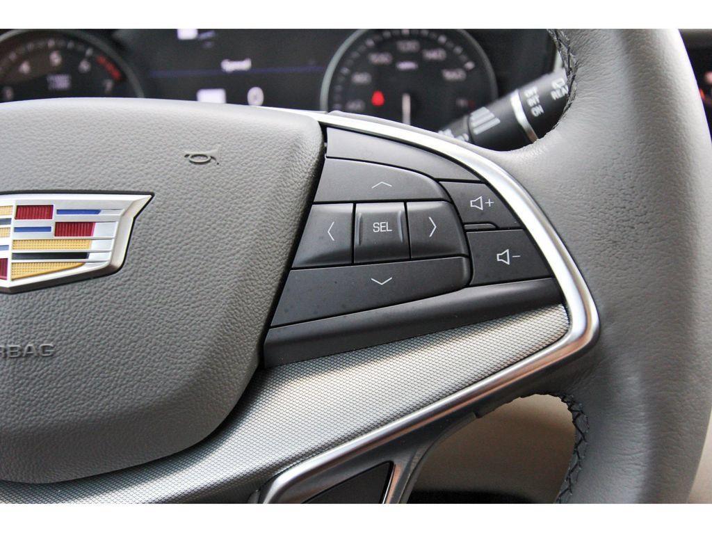 Certified 2023 Cadillac XT5 Premium Luxury w/ Technology Package FWD image 16