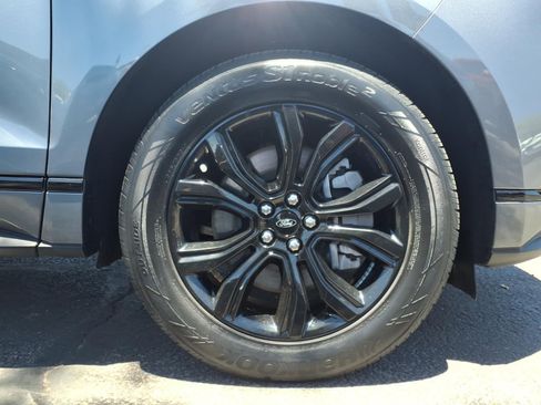 Certified 2022 Ford Edge SE w/ Black Appearance Package AWD/4WD image 9