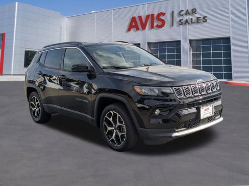 Used 2025 Jeep Compass Limited AWD/4WD image 3