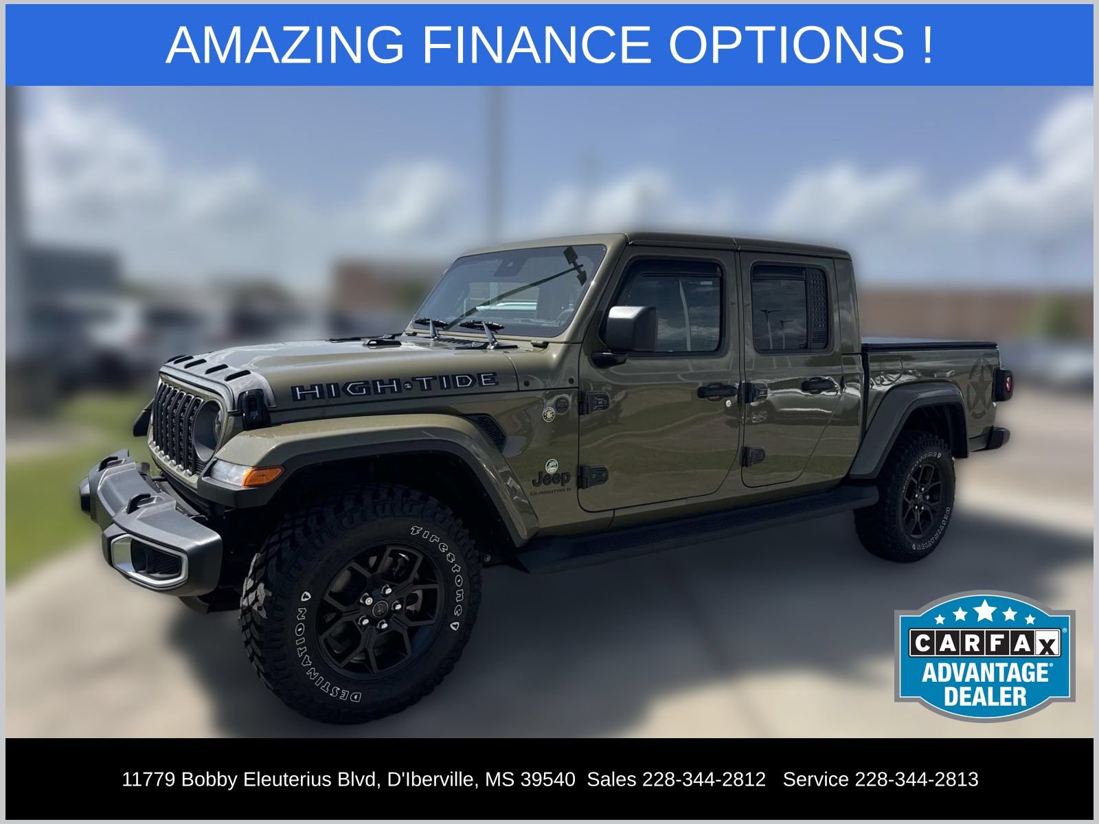 Used 2025 Jeep Gladiator Sport AWD/4WD image 1