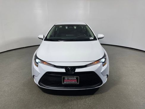 Certified 2023 Toyota Corolla LE image 8
