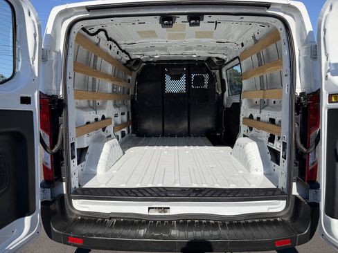 Used 2024 Ford Transit 250 Low Roof w/ Exterior Upgrade Package image 21