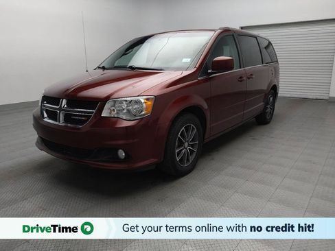 Used 2017 Dodge Grand Caravan SXT FWD image 1