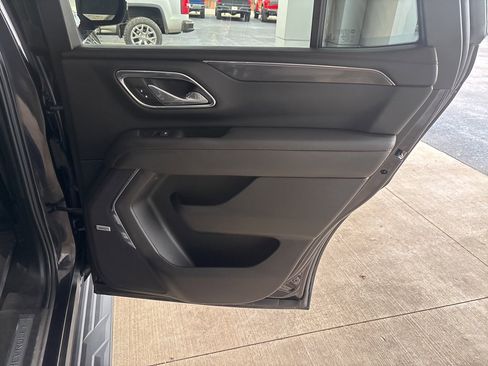 Used 2024 Chevrolet Tahoe RST w/ RST Performance Edition image 33