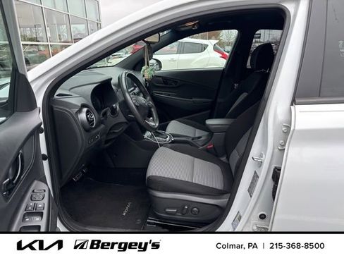 Used 2021 Hyundai Kona Night image 9