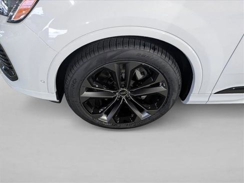 New 2026 Audi Q7 3.0T Premium Plus image 10