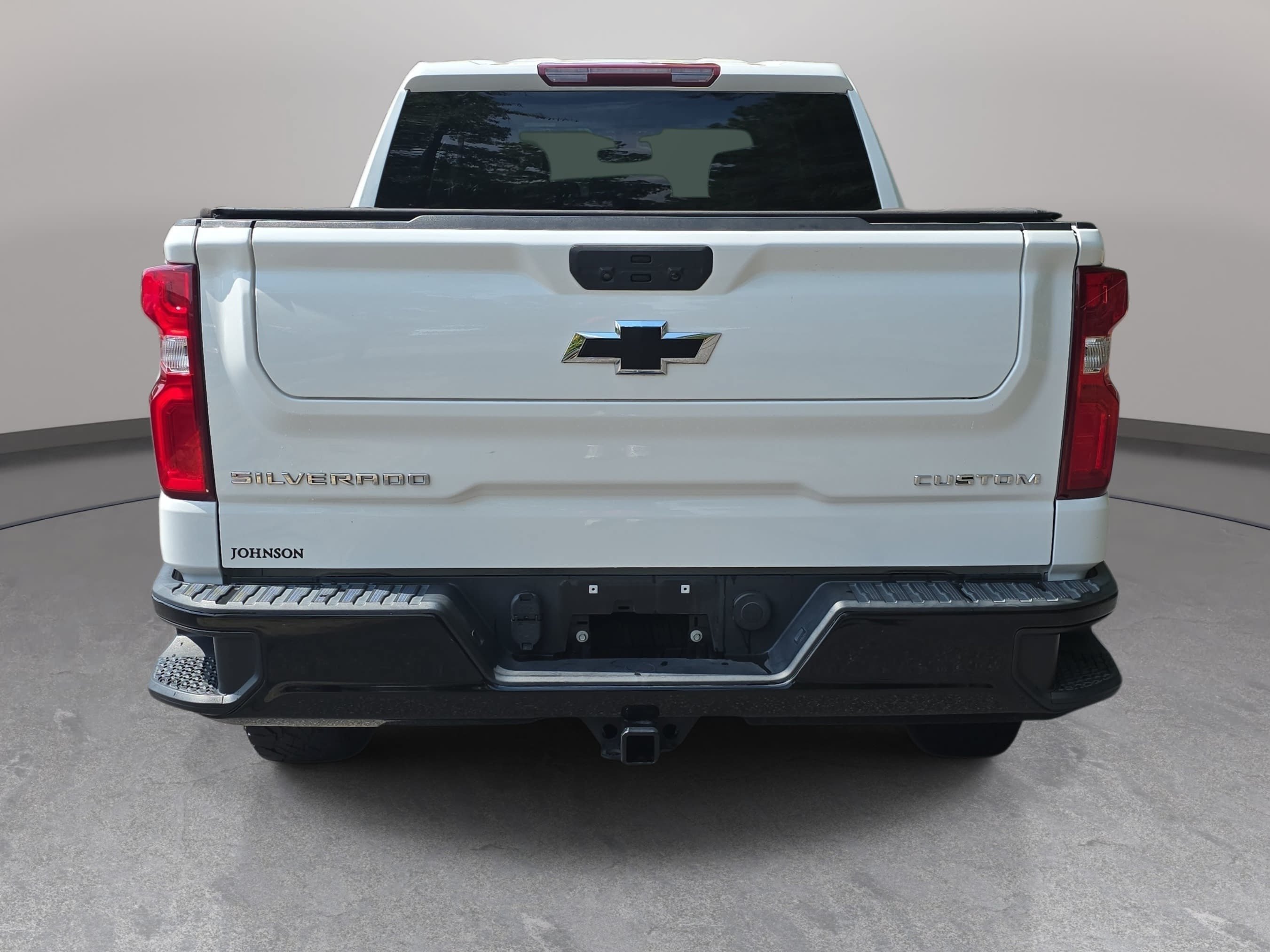 Used 2022 Chevrolet Silverado 1500 Custom Trail Boss w/ Safety Confidence Package AWD/4WD image 6