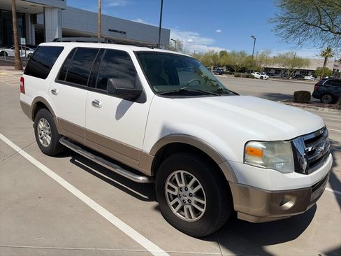 Used 2011 Ford Expedition XLT w/ 202A Rapid Spec Order Code RWD image 3