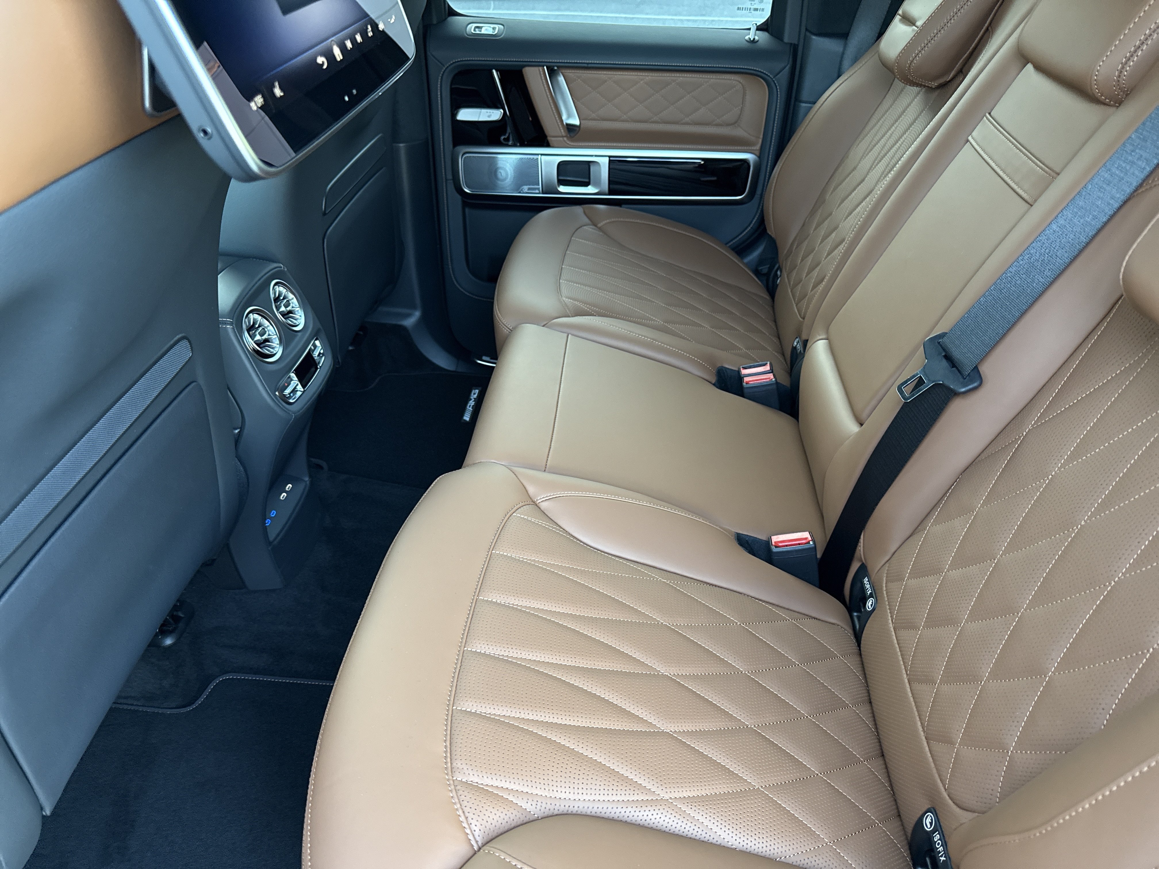 New 2027 Mercedes-Benz G 580 e image 34
