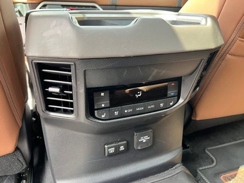 Certified 2026 Toyota Sequoia 1794 Edition w/ Tow Technology Package AWD/4WD image 20