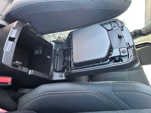 New 2025 Jeep Wrangler Sport S image 31