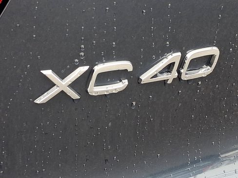 New 2026 Volvo XC40 B5 Core w/ Climate Package image 14