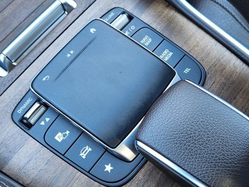 Certified 2022 Mercedes-Benz GLE 450 4MATIC image 22