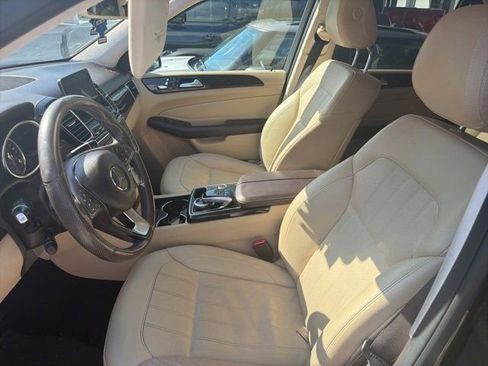 Used 2018 Mercedes-Benz GLE 350 image 4