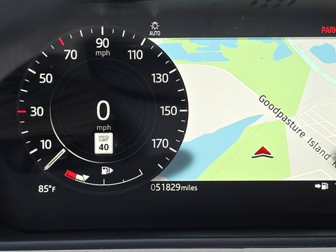 Used 2021 Land Rover Range Rover Velar S AWD/4WD image 25