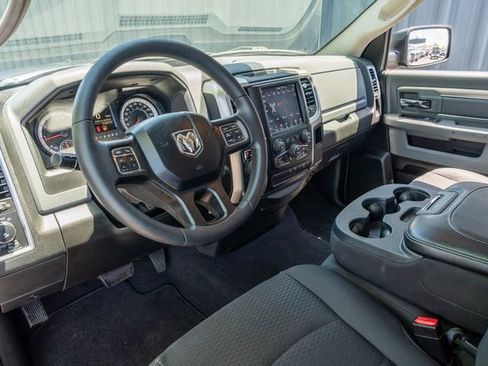 Used 2019 RAM 1500 Classic Warlock AWD/4WD image 23