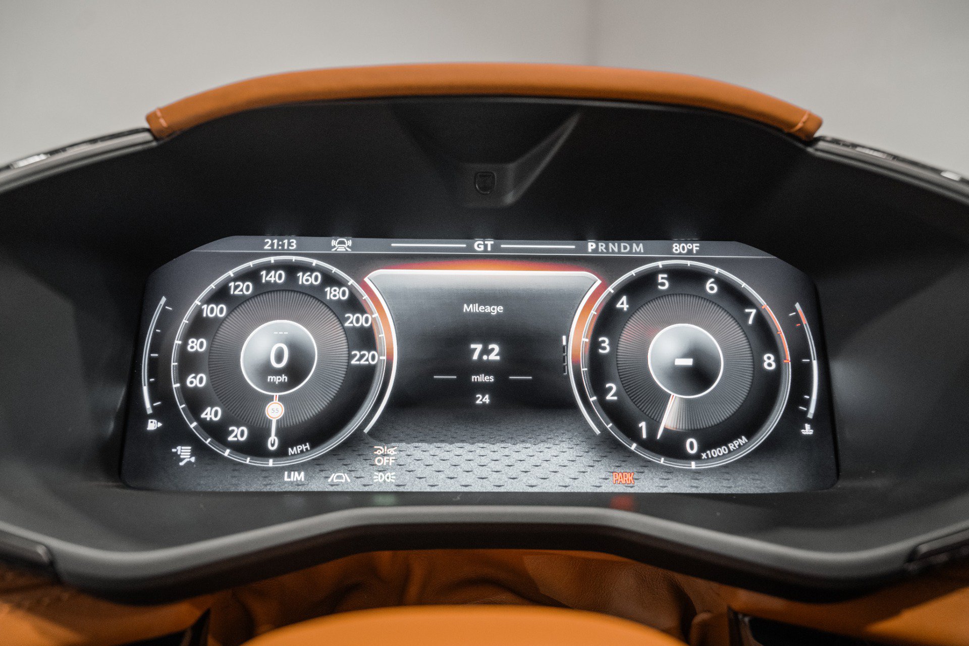 Used 2026 Aston Martin DBX S AWD/4WD image 5