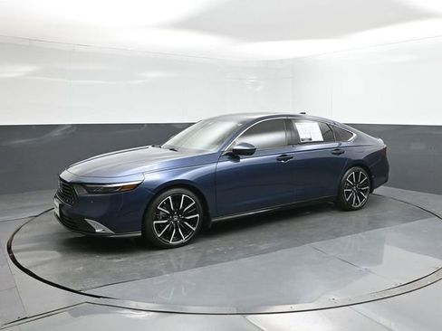 Certified 2024 Honda Accord Touring image 1