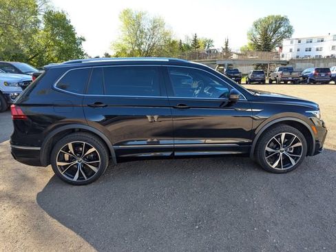Used 2022 Volkswagen Tiguan SEL R-Line AWD/4WD image 7