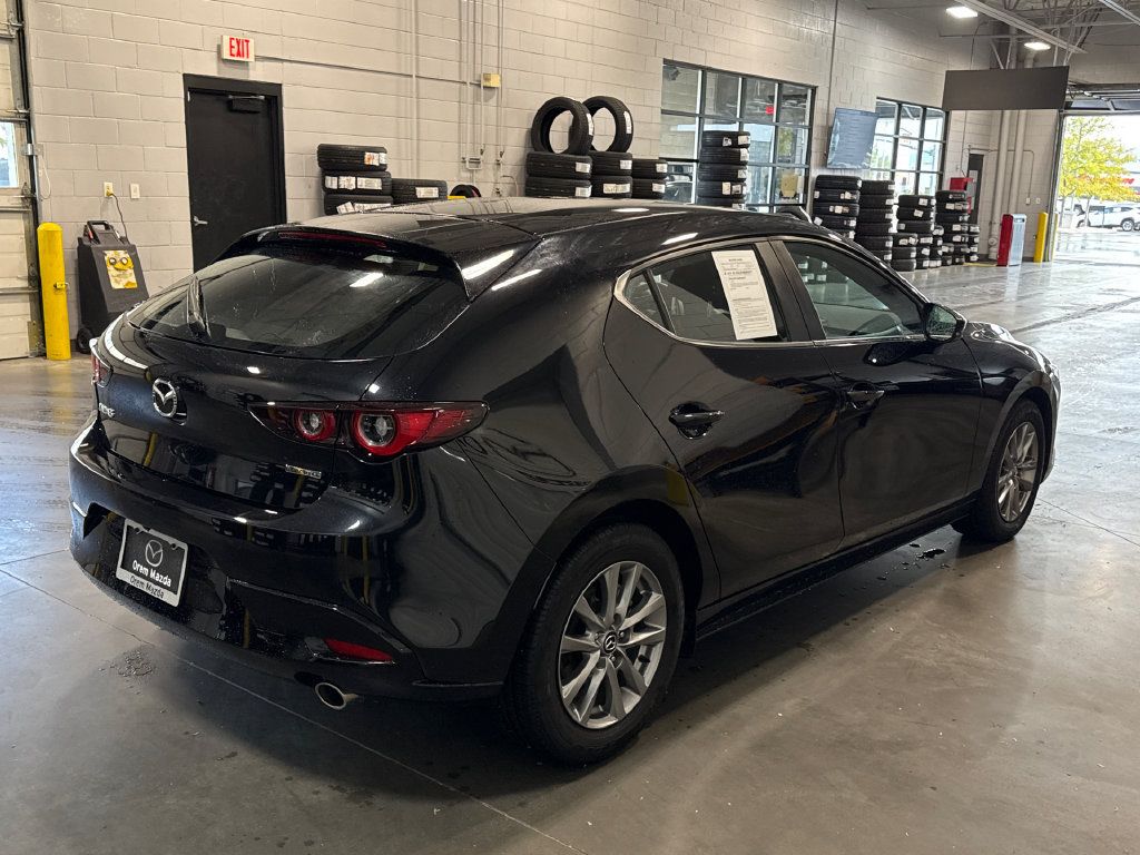 Certified 2025 MAZDA MAZDA3 s FWD image 4