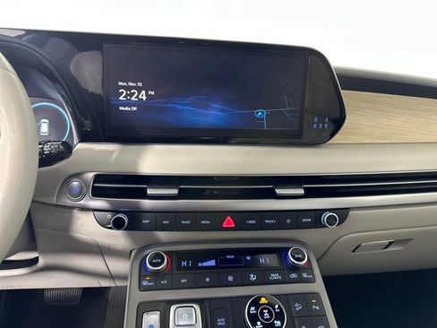 Used 2023 Hyundai Palisade Limited image 21