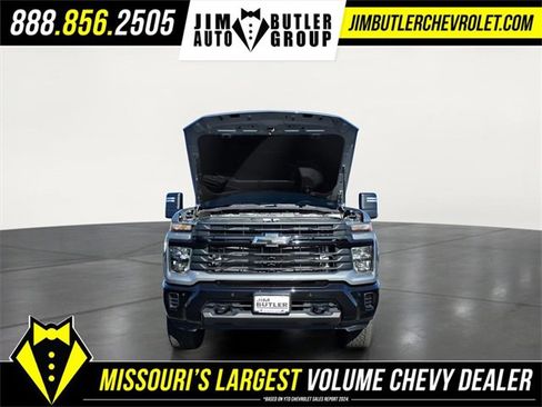 Used 2025 Chevrolet Silverado 2500 Custom w/ Custom Value Package image 21
