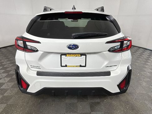 Used 2024 Subaru Crosstrek 2.0i Premium AWD/4WD image 5