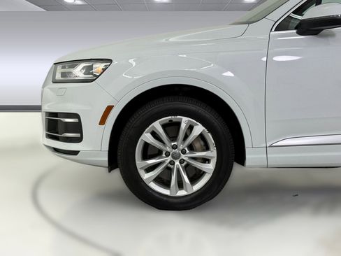 Used 2019 Audi Q7 2.0T Premium w/ Convenience Package image 24