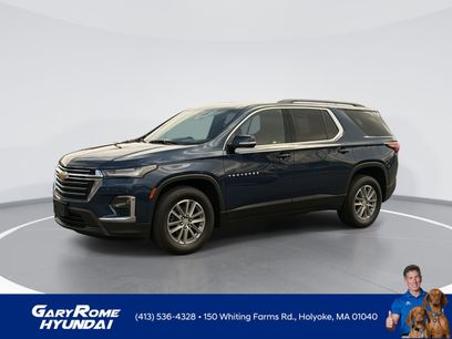 Used 2023 Chevrolet Traverse LT