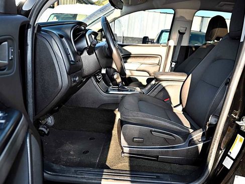 Used 2015 Chevrolet Colorado LT w/ LT Convenience Package image 13
