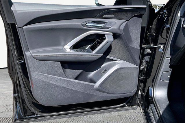 New 2026 Audi Q5 Premium Plus AWD/4WD image 17