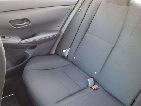 Used 2024 Nissan Sentra S image 17