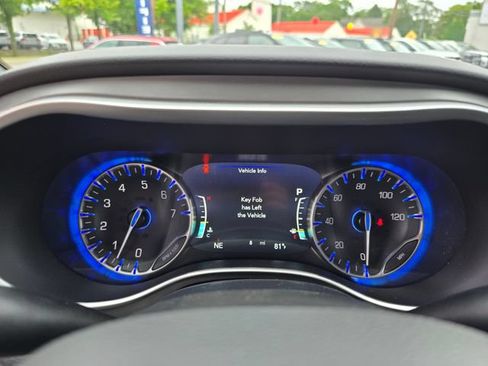 New 2027 Chrysler Pacifica LX FWD image 14