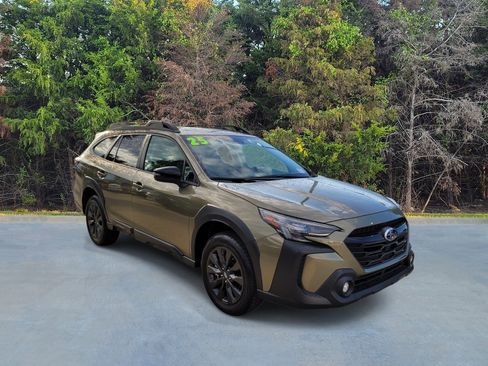 Certified 2025 Subaru Outback Onyx Edition AWD/4WD image 16