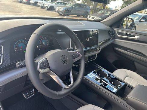 New 2026 Volkswagen Atlas Cross Sport SEL R-Line image 10
