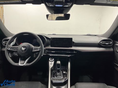 Used 2024 Dodge Hornet R/T image 17