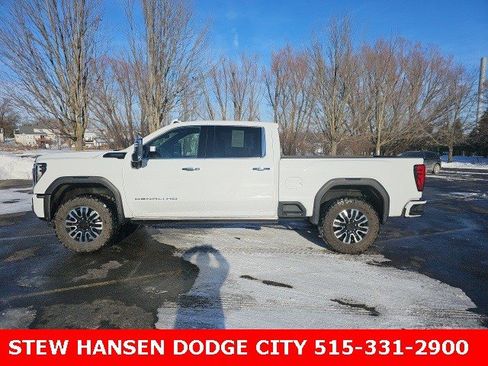 Used 2024 GMC Sierra 3500 Denali Ultimate image 1